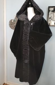 Novelti Faux Fur Fun Coat